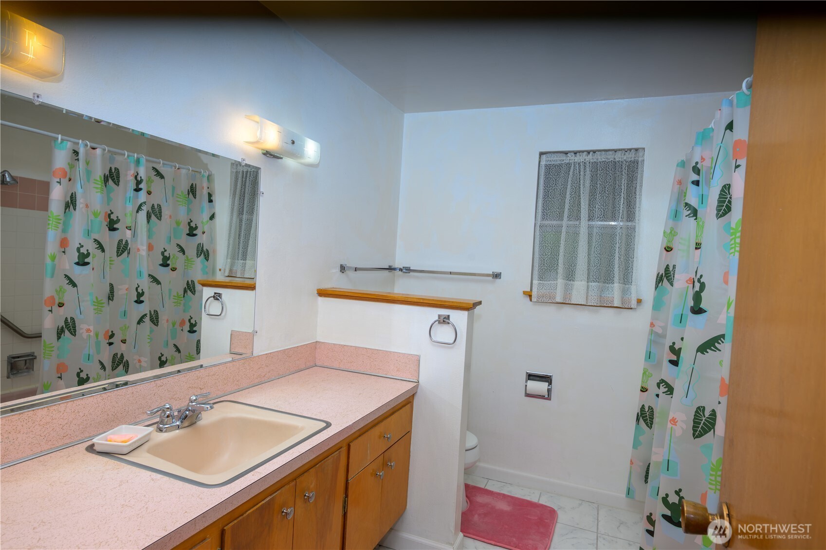 5304 108th Street Property Photo 9