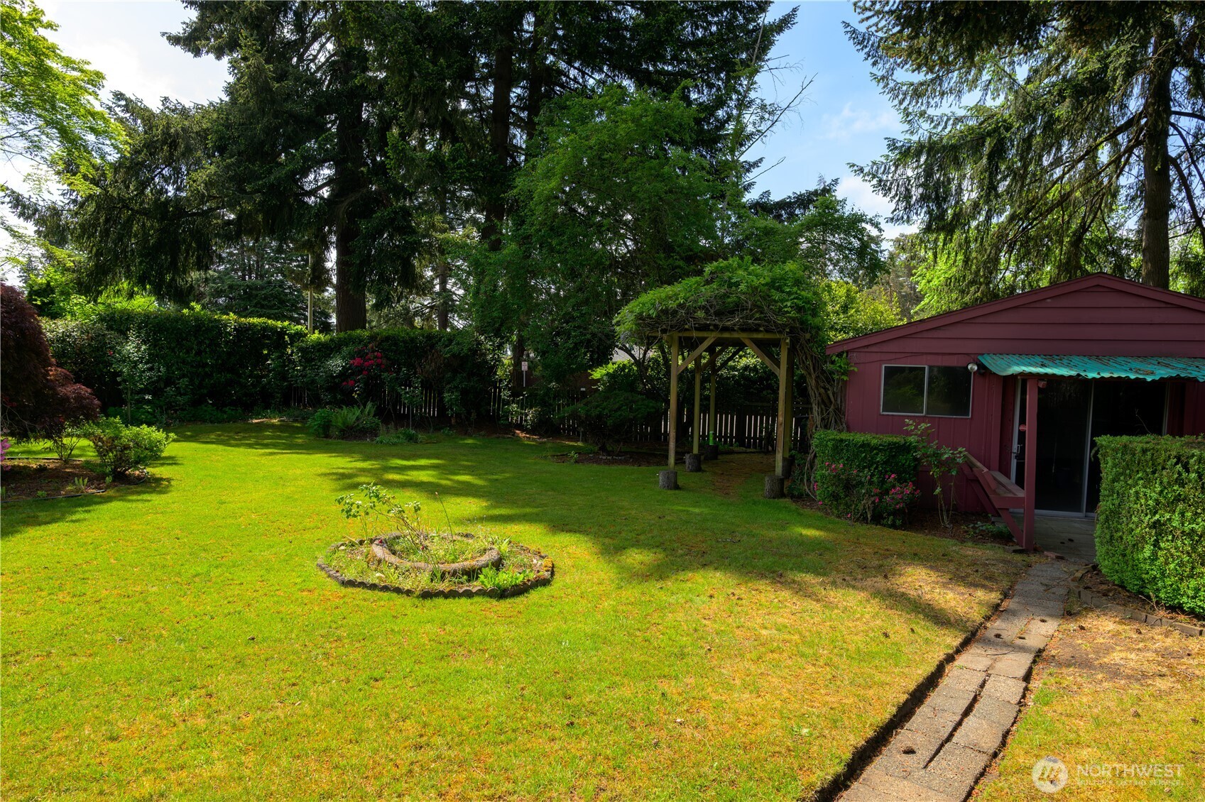 5304 108th Street Property Photo 22