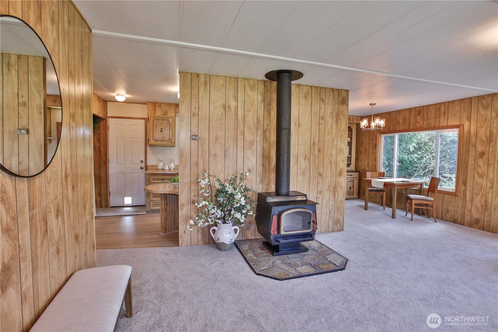 3239 Mardell Drive Property Photo 4