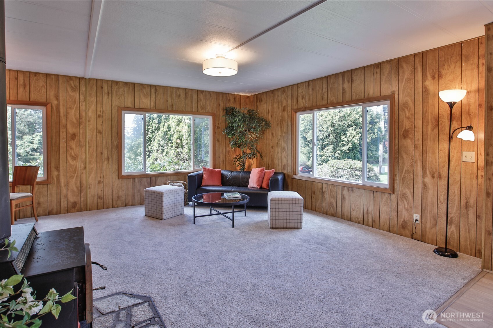 3239 Mardell Drive Property Photo 6