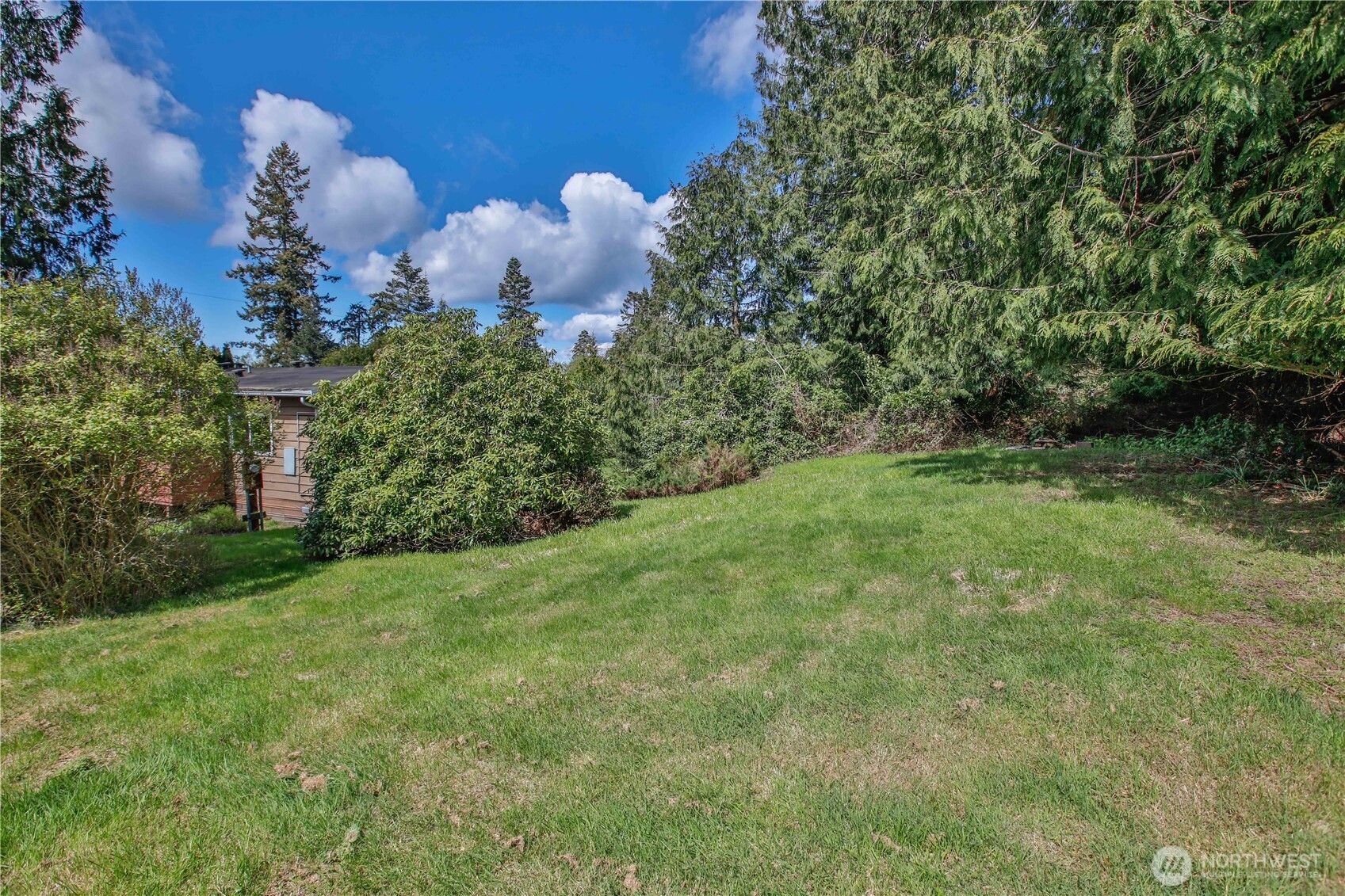 3239 Mardell Drive Property Photo 28