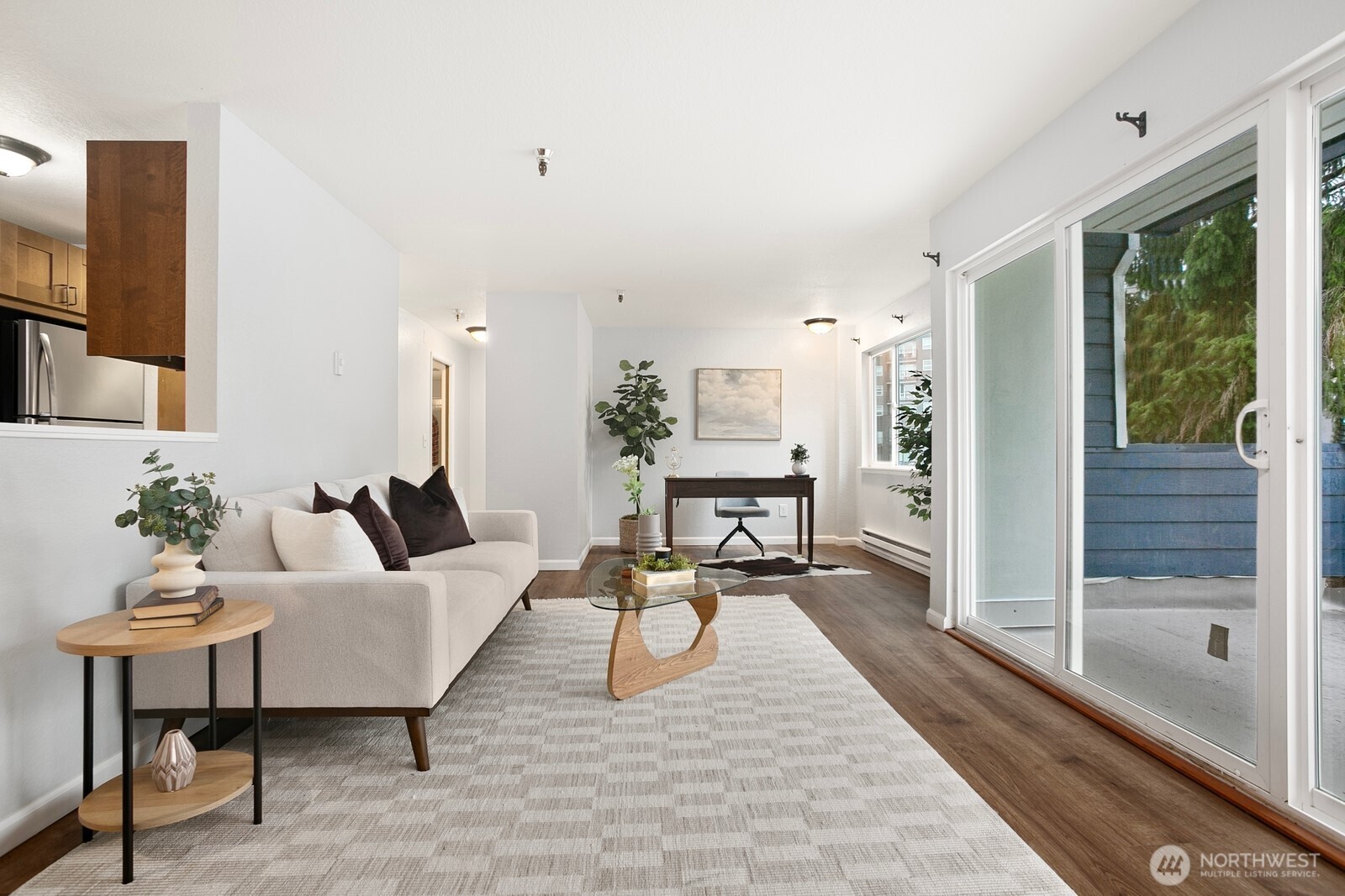 1100 Ave Ne Harrington Avenue 211 Property Photo 6