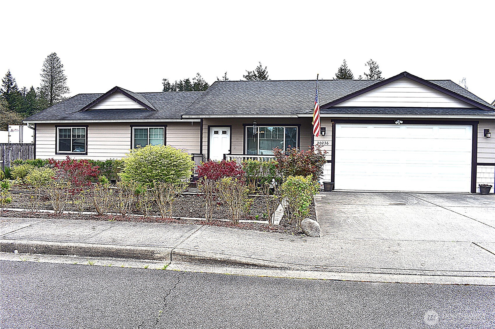 20236 White Rock Loop Property Photo 1