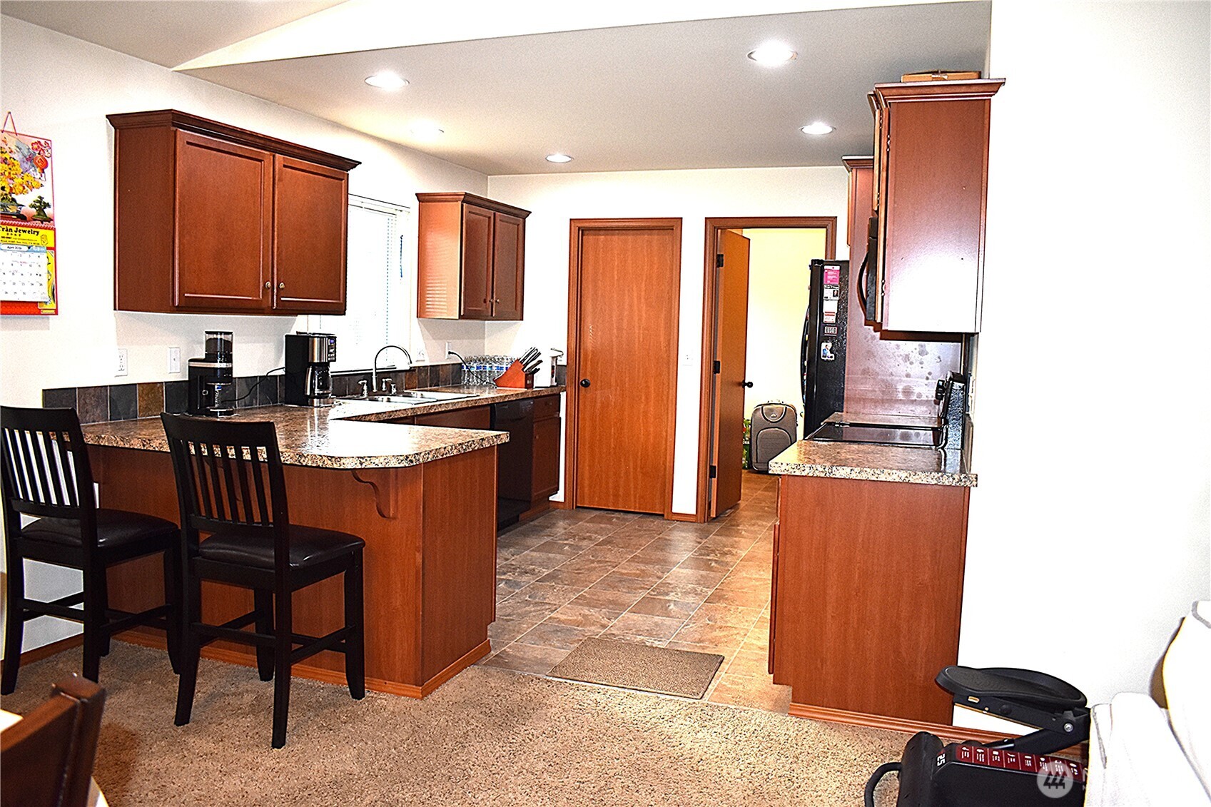 20236 White Rock Loop Property Photo 9