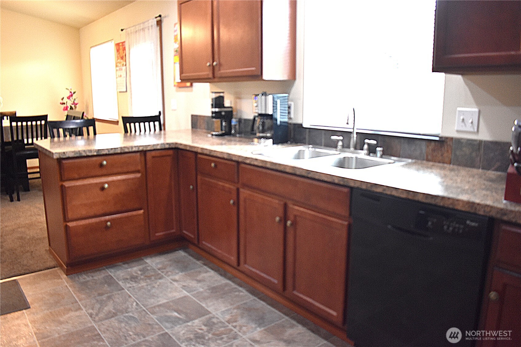 20236 White Rock Loop Property Photo 11