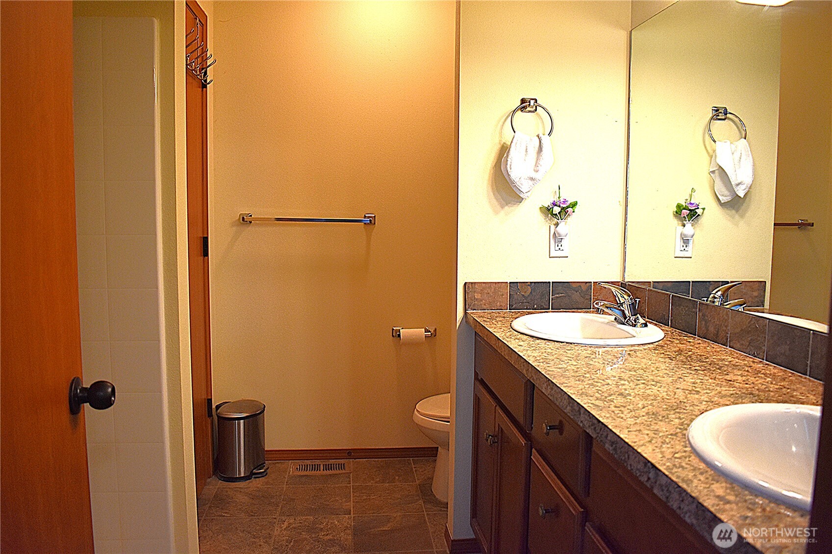 20236 White Rock Loop Property Photo 12