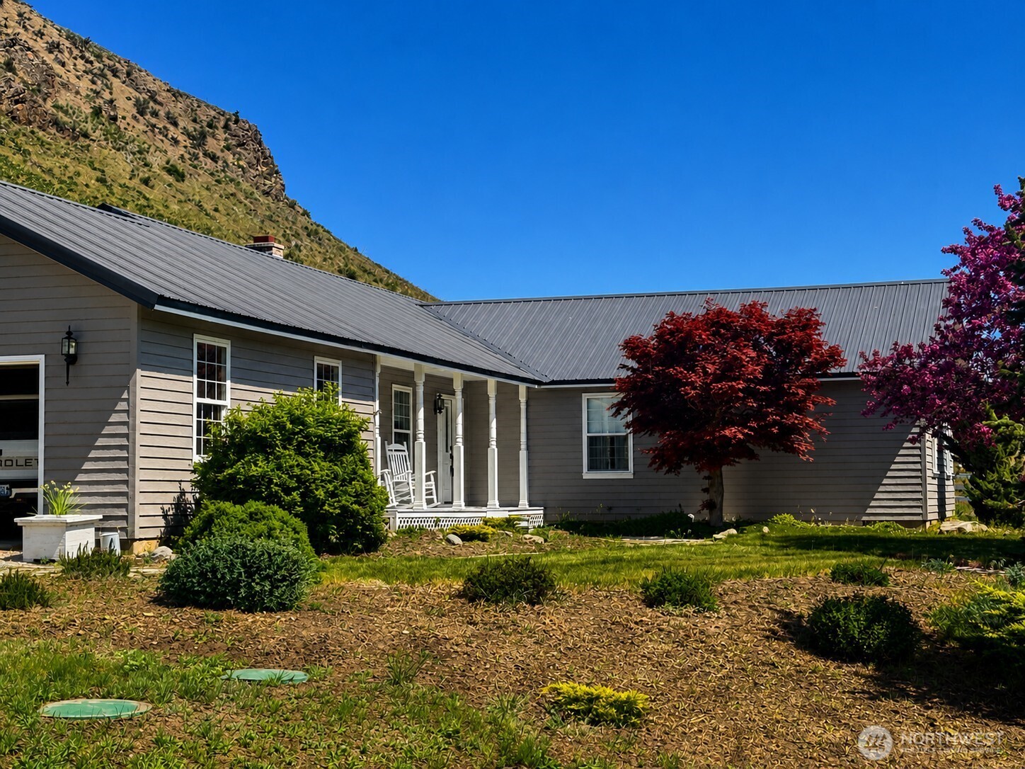 492 Pine Creek Road Property Photo 1