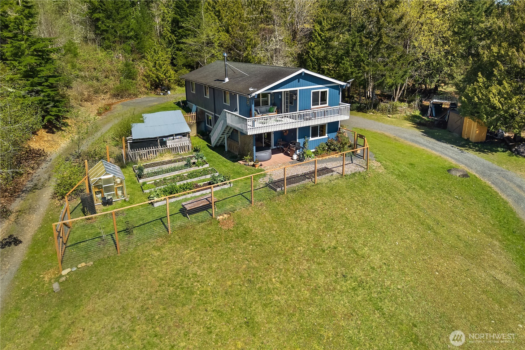 835 Pollock Drive Property Photo 3