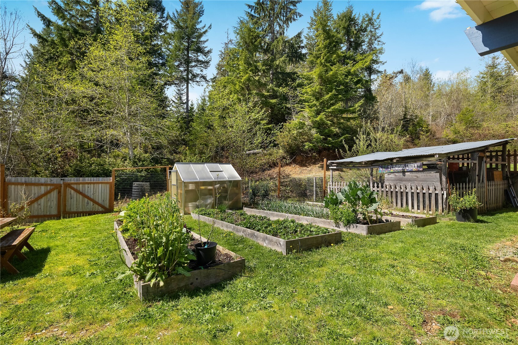835 Pollock Drive Property Photo 32