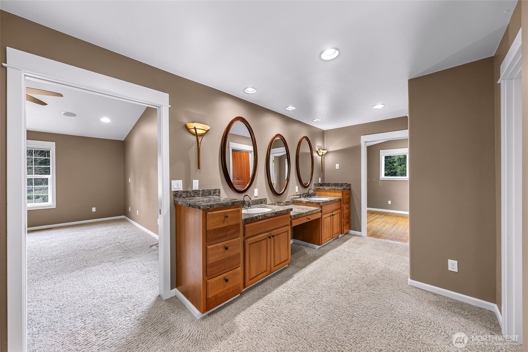 4879 Robinwood Lane Property Photo 17