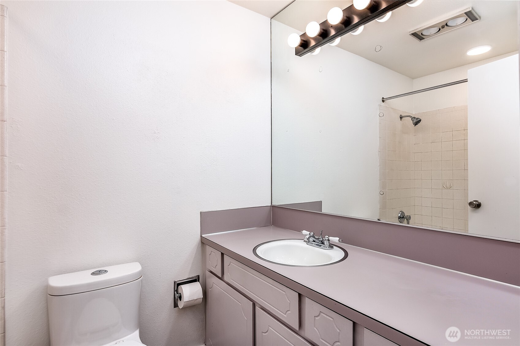 3424 25th Avenue 201 Property Photo 22