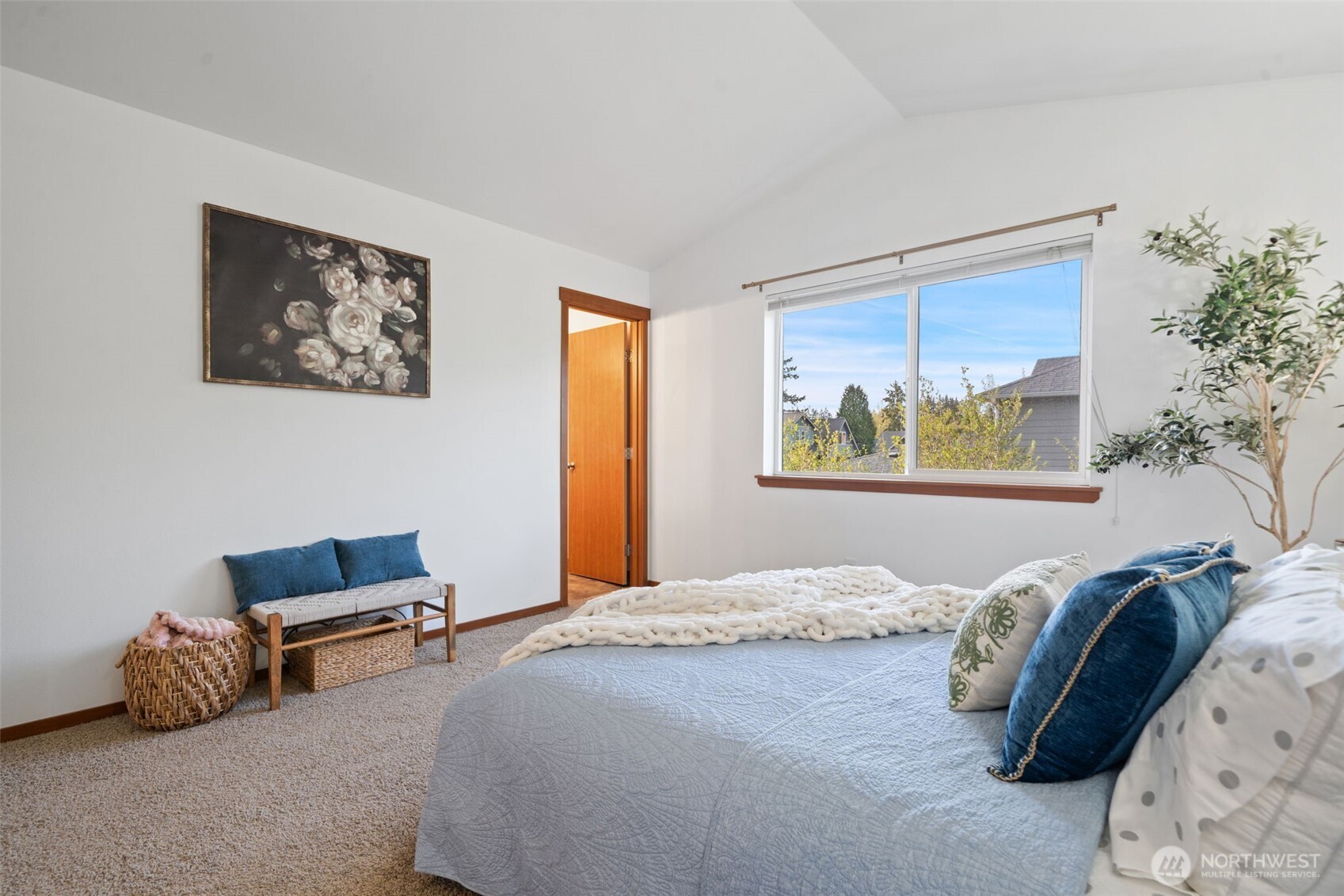 4593 Hall Road Property Photo 15