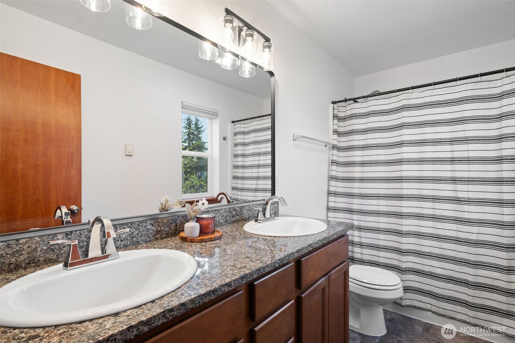 4593 Hall Road Property Photo 16