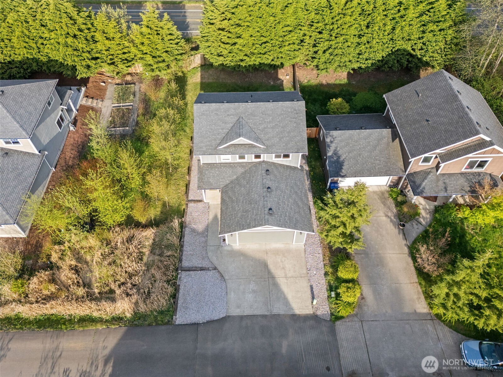 4593 Hall Road Property Photo 23