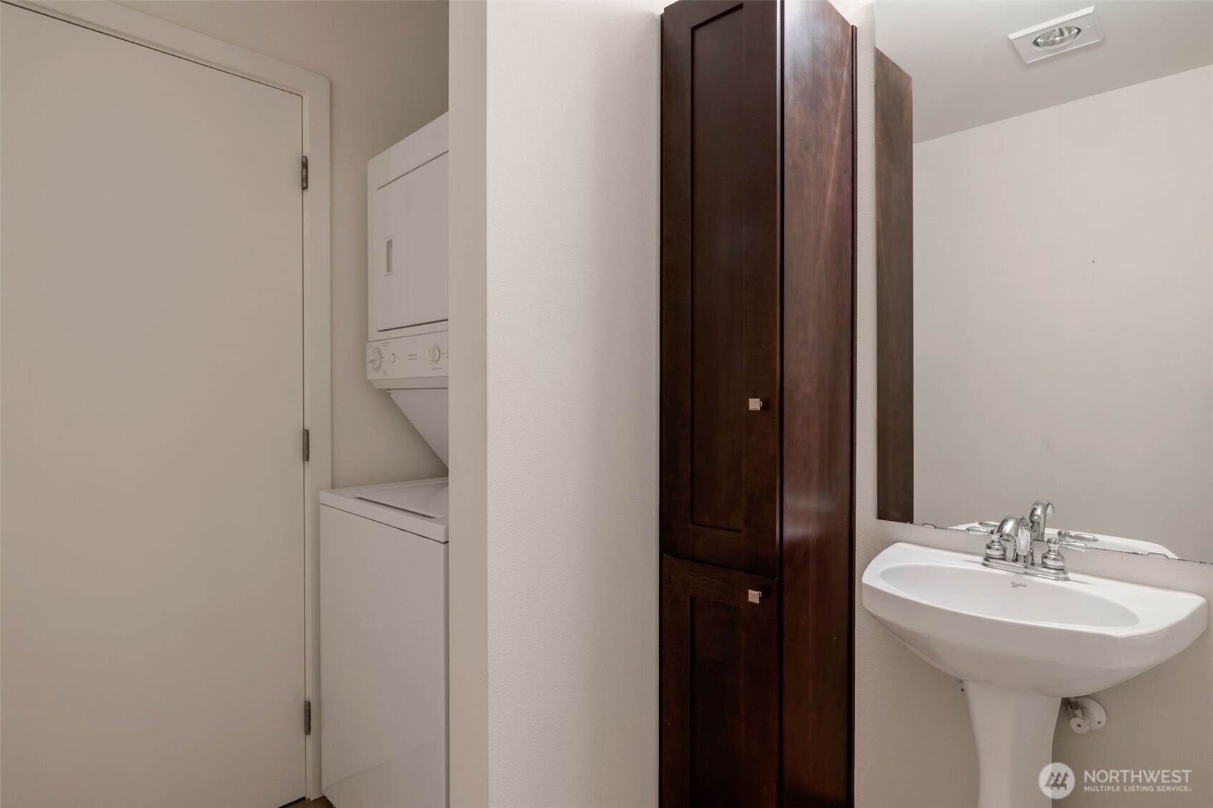 1610 Belmont Ave 407 Property Photo 11