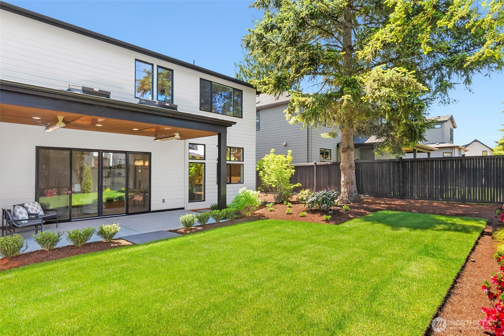 13128 Ne 103rd Place Property Photo 3