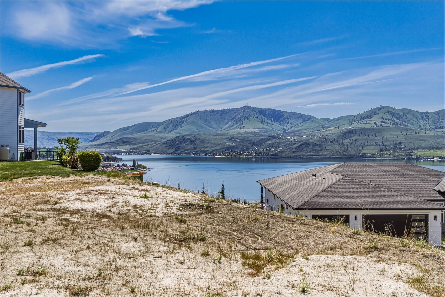 100 Waterview Drive Property Photo 15