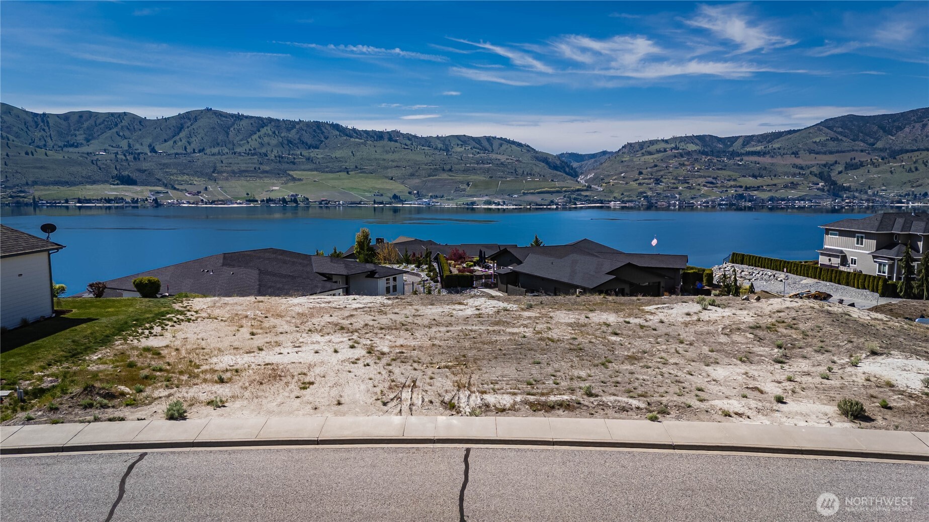 100 Waterview Drive Property Photo 17