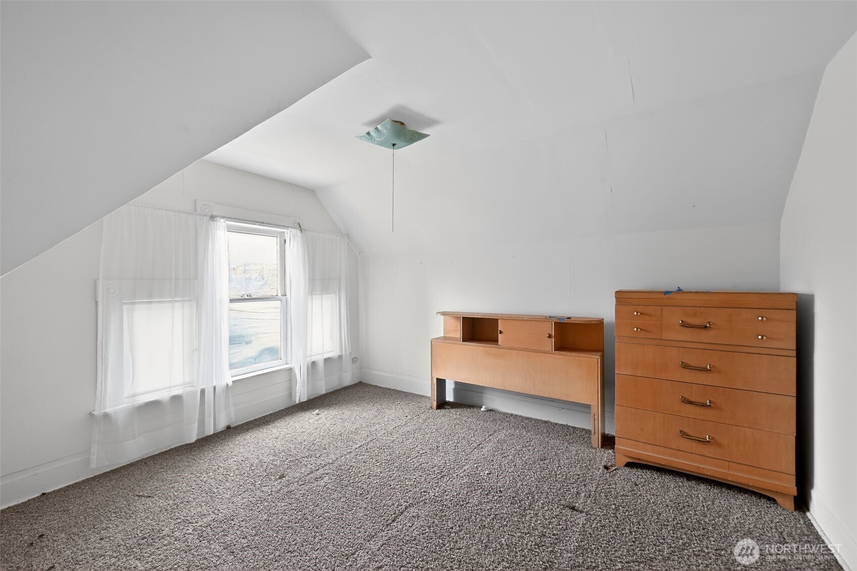 2514 Kulshan Street Property Photo 12