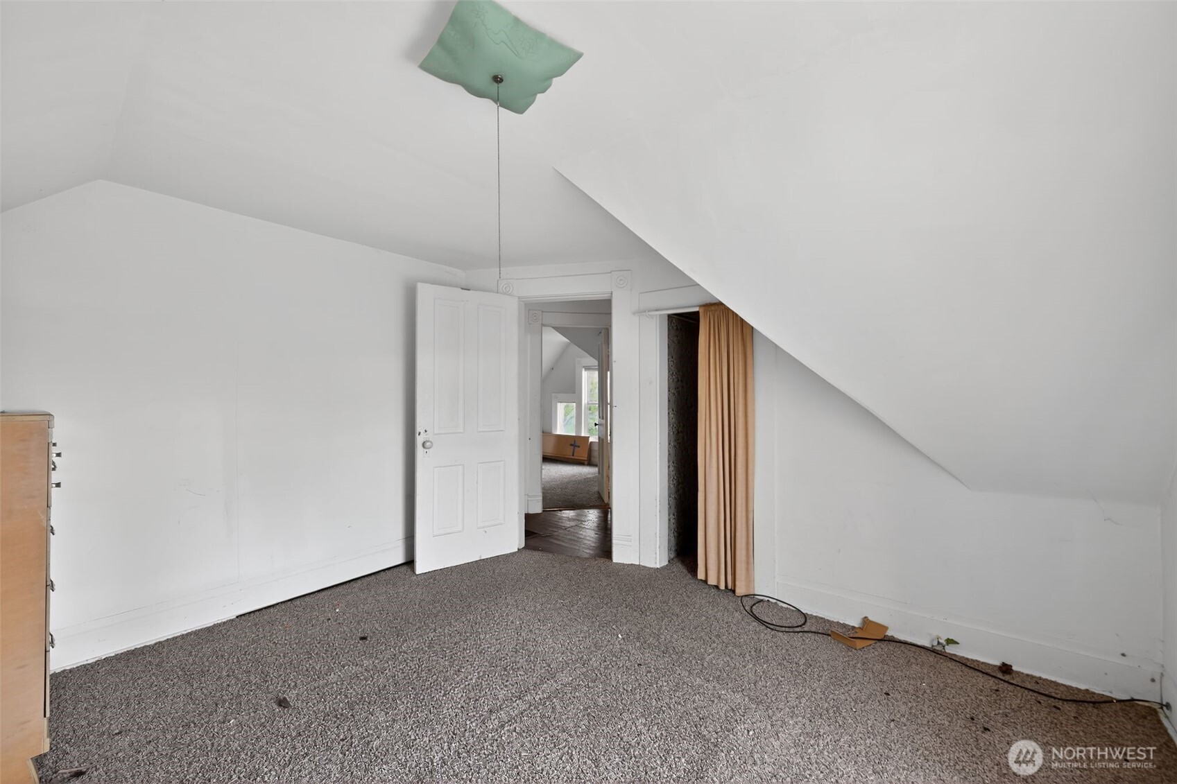 2514 Kulshan Street Property Photo 14