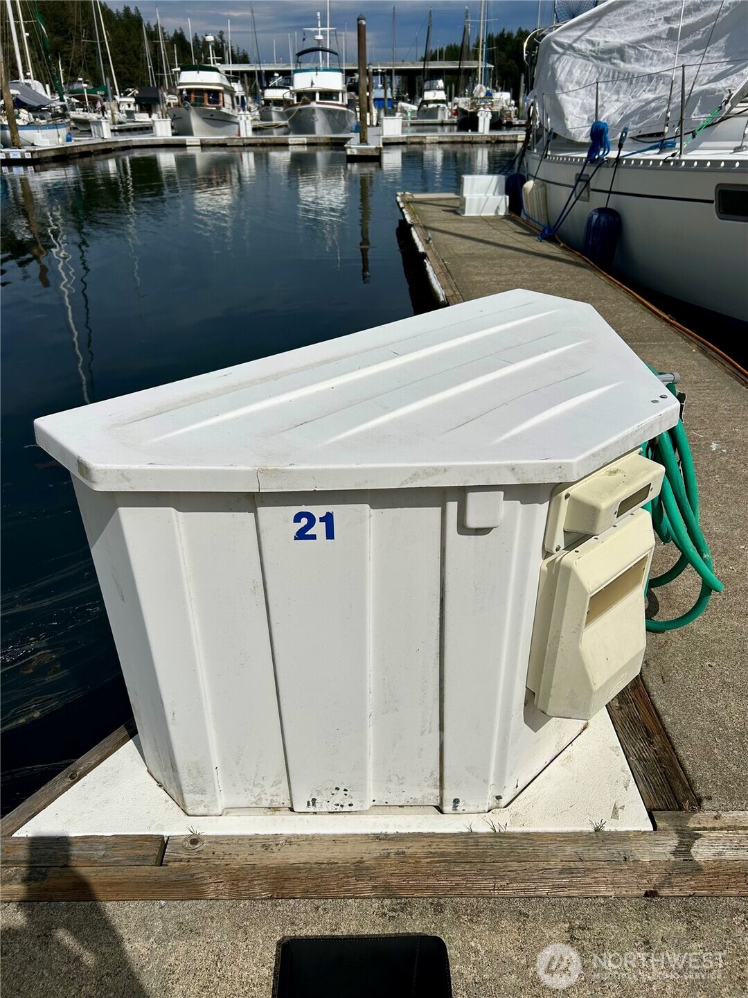 101 Pleasant Harbor Marina C-21 Property Photo 6