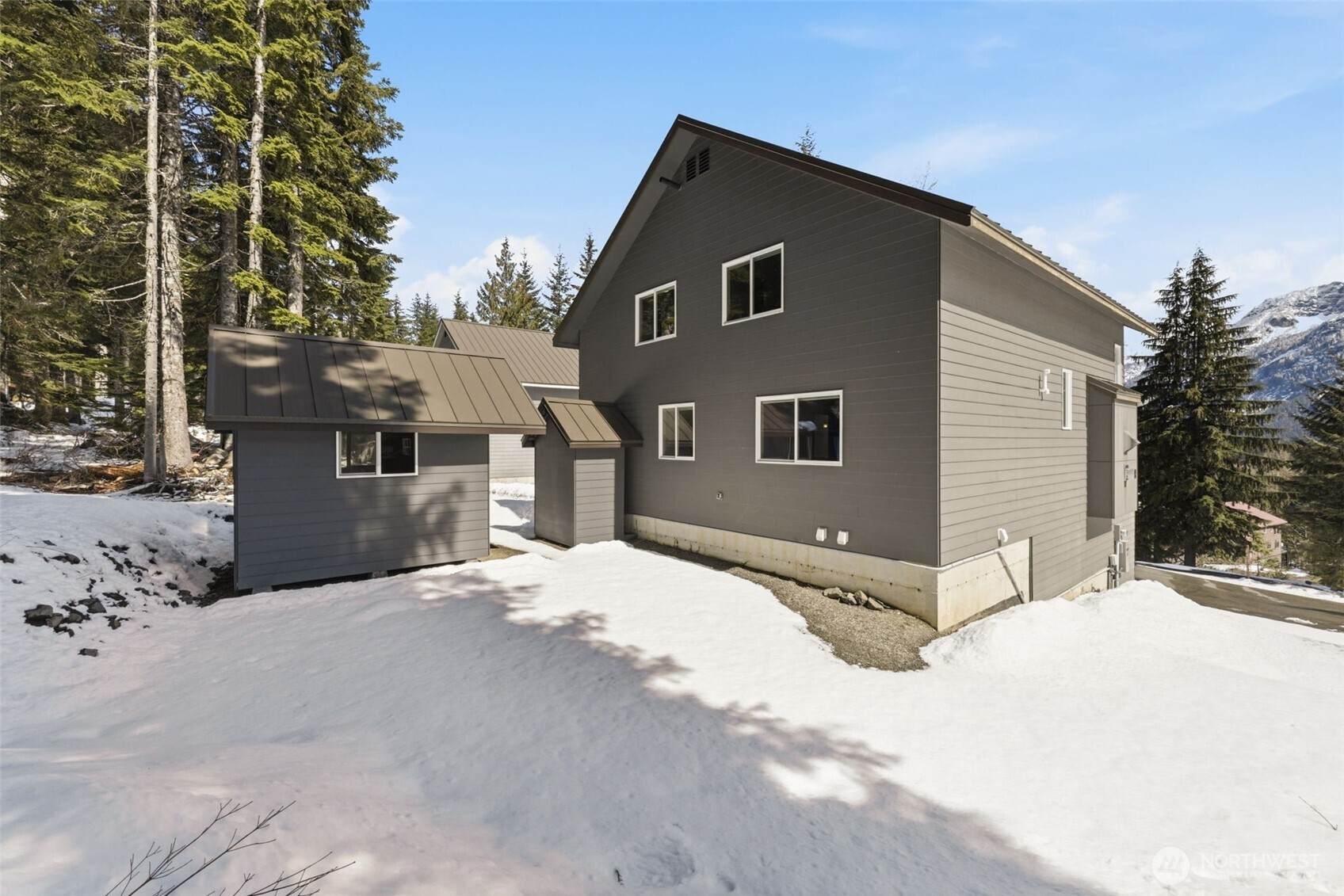 21 Arlberg Place Property Photo 33