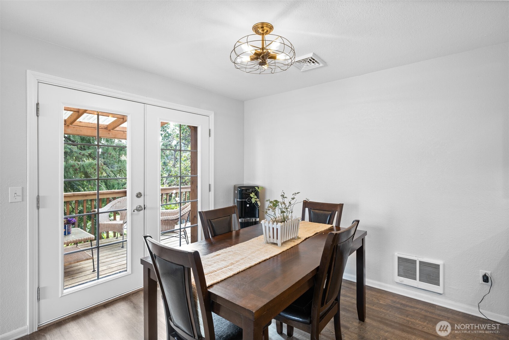 1507 S B Street Property Photo 15