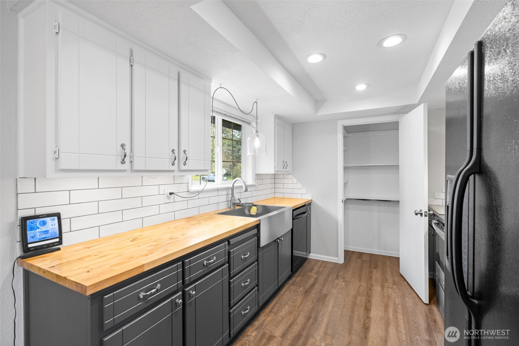 1507 S B Street Property Photo 22