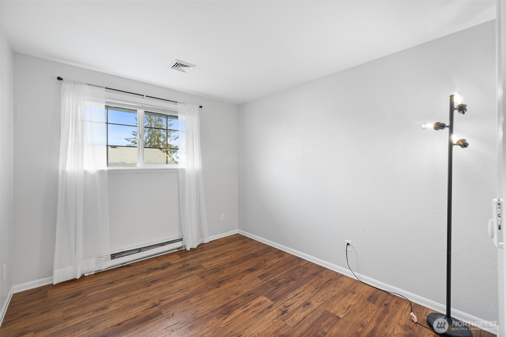 1507 S B Street Property Photo 26