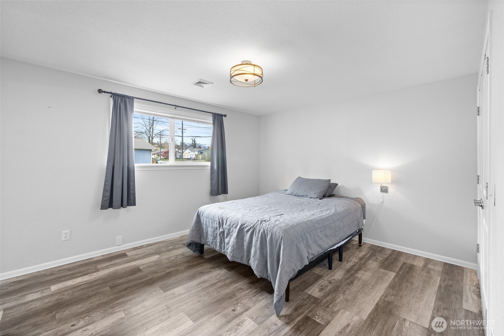 1507 S B Street Property Photo 28
