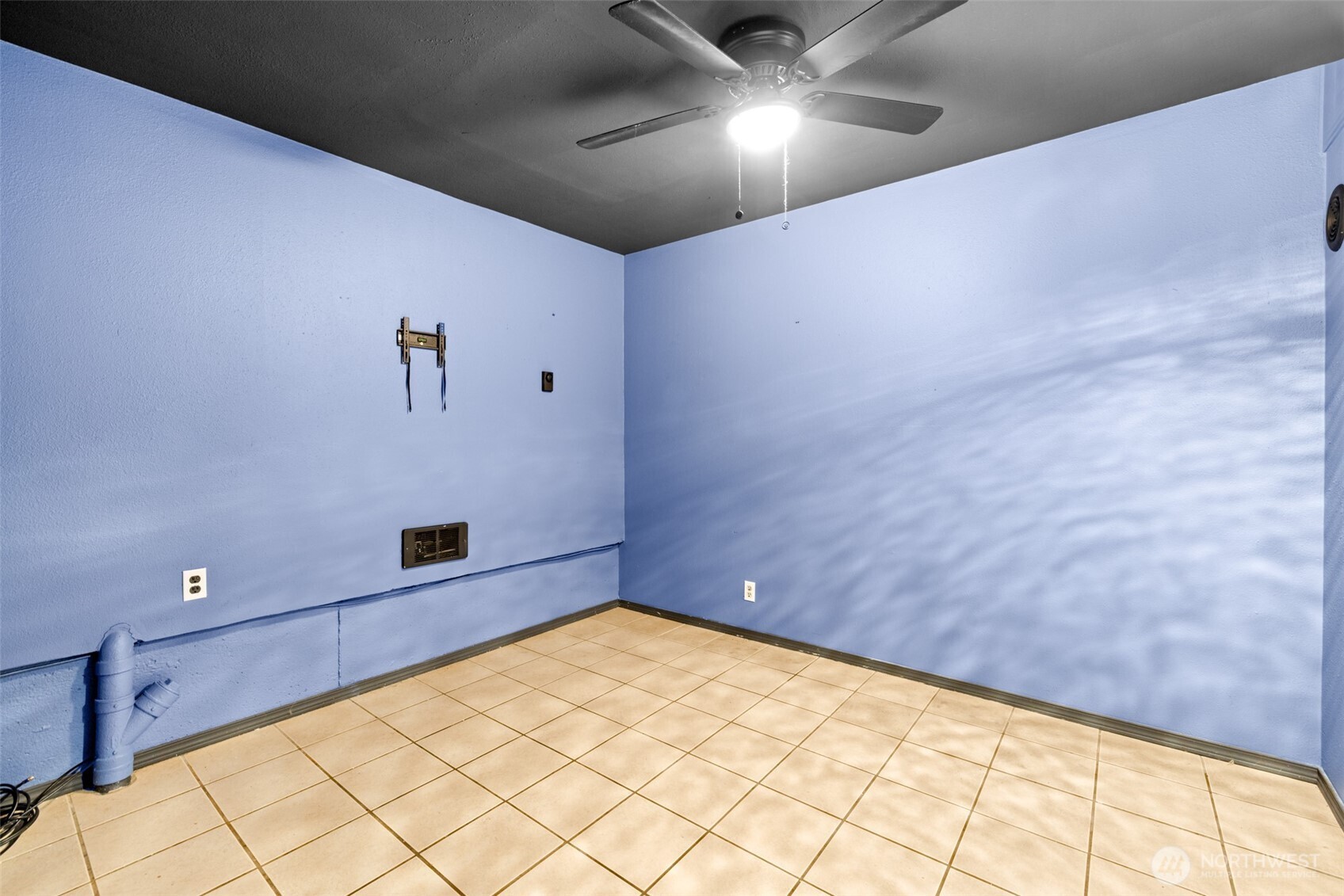 1507 S B Street Property Photo 38