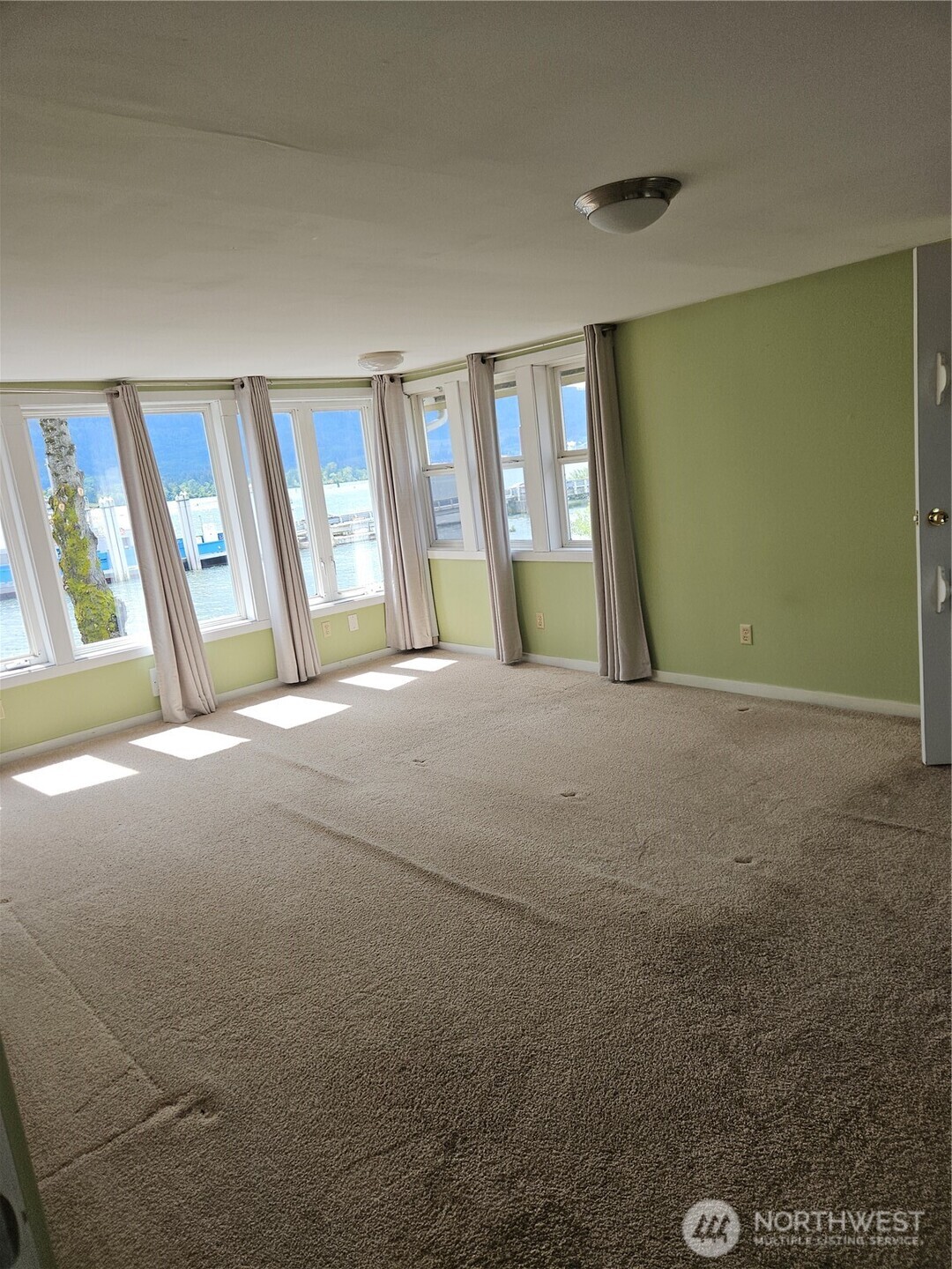 20 E Sunny Sands Road Property Photo 7