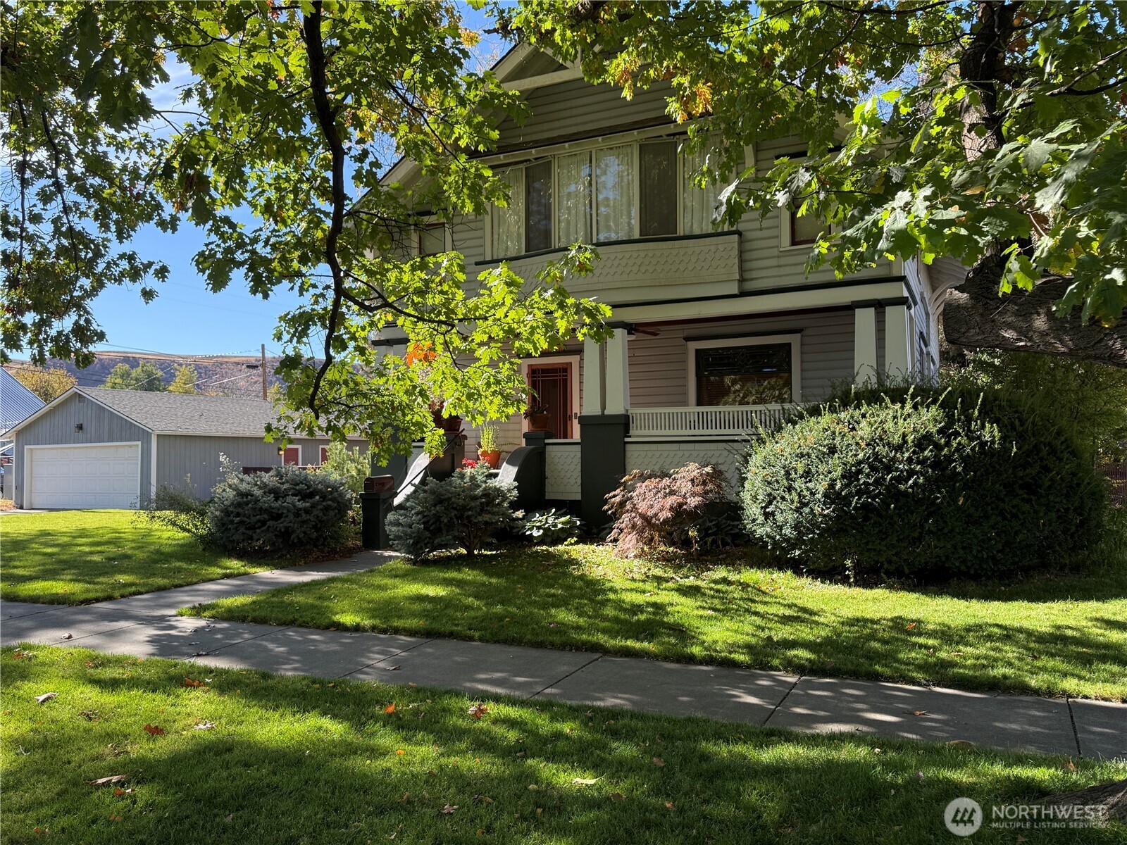 213 N 2nd Street Property Photo 1
