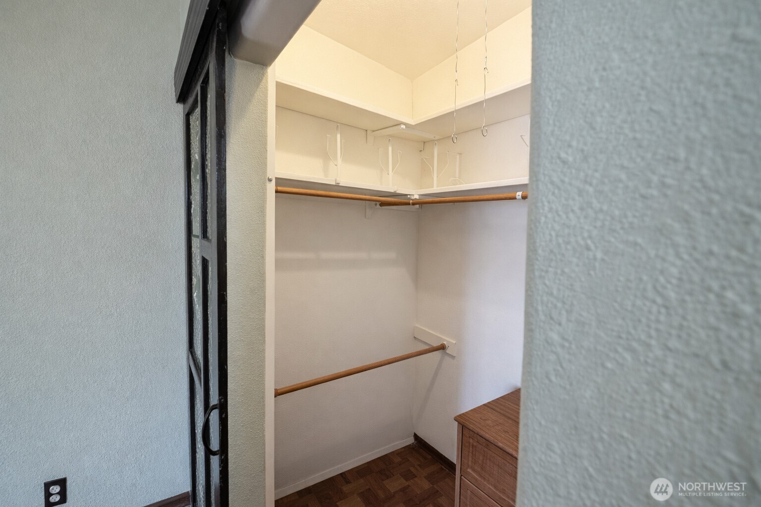 759 Park Avenue Property Photo 11