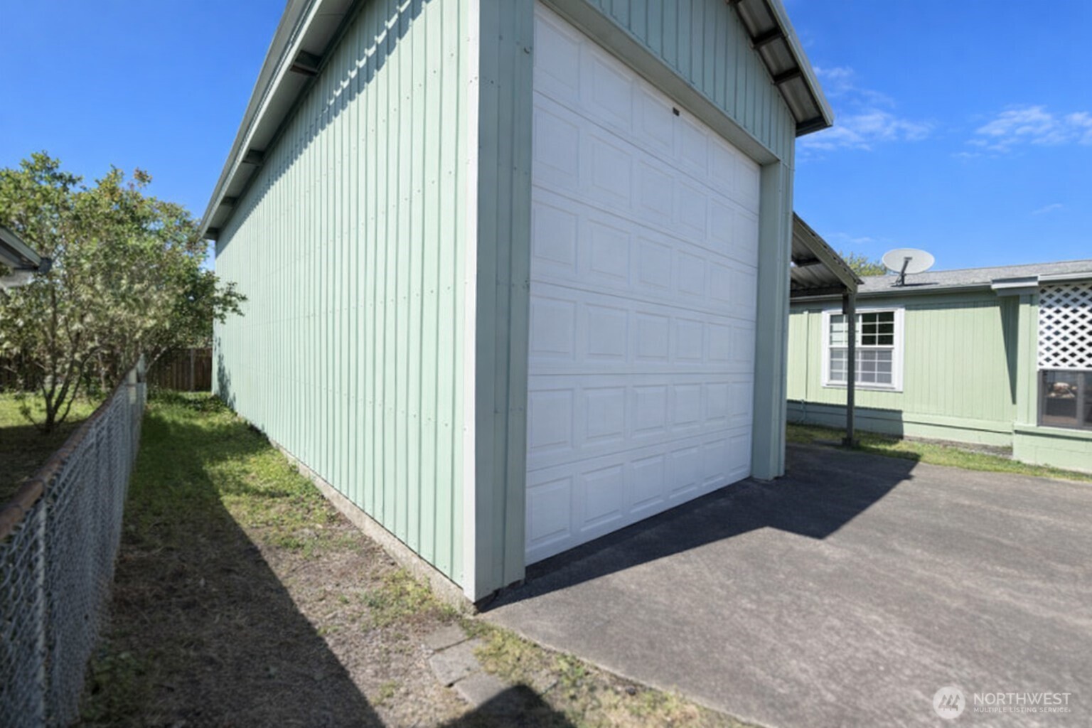 759 Park Avenue Property Photo 24