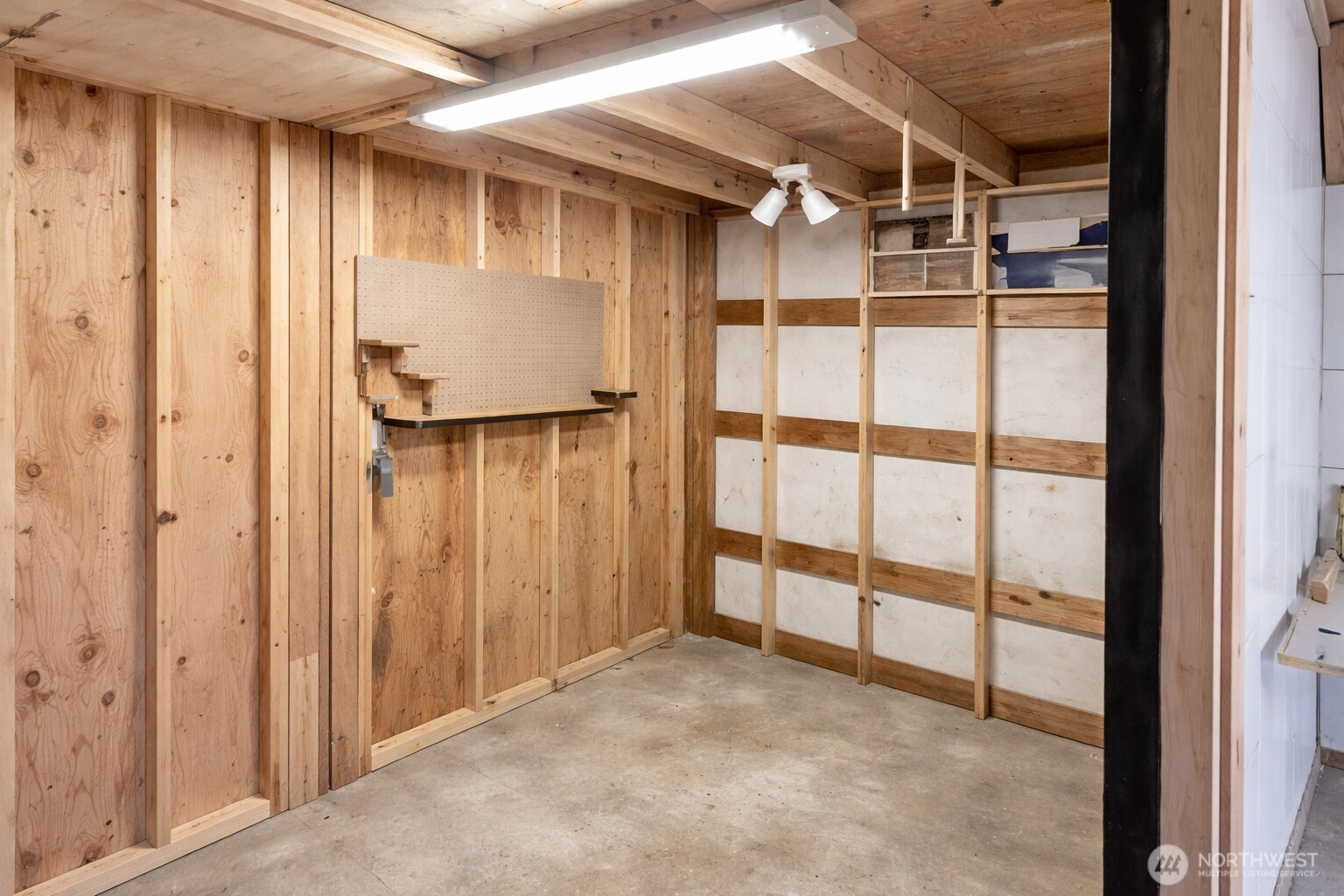 759 Park Avenue Property Photo 27