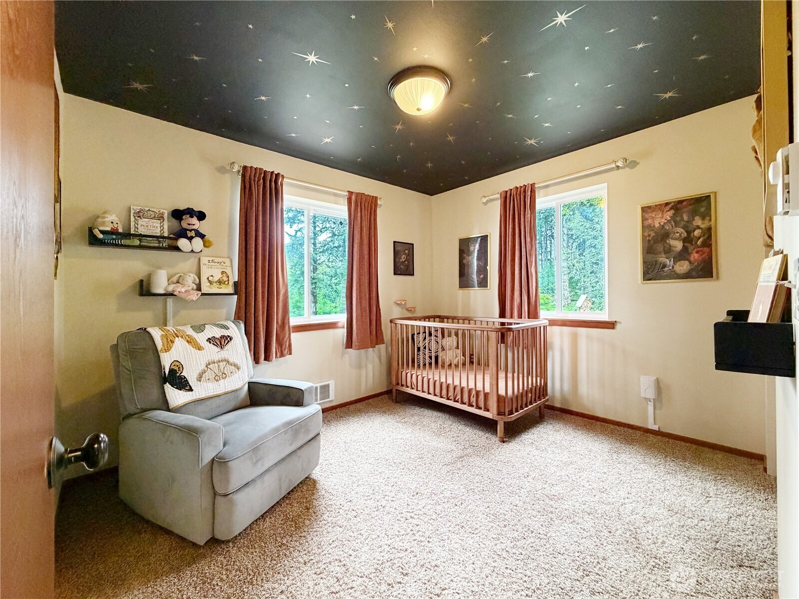 97 B Port Gardner Drive Property Photo 16