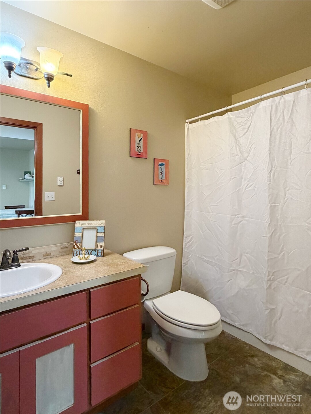 97 B Port Gardner Drive Property Photo 31