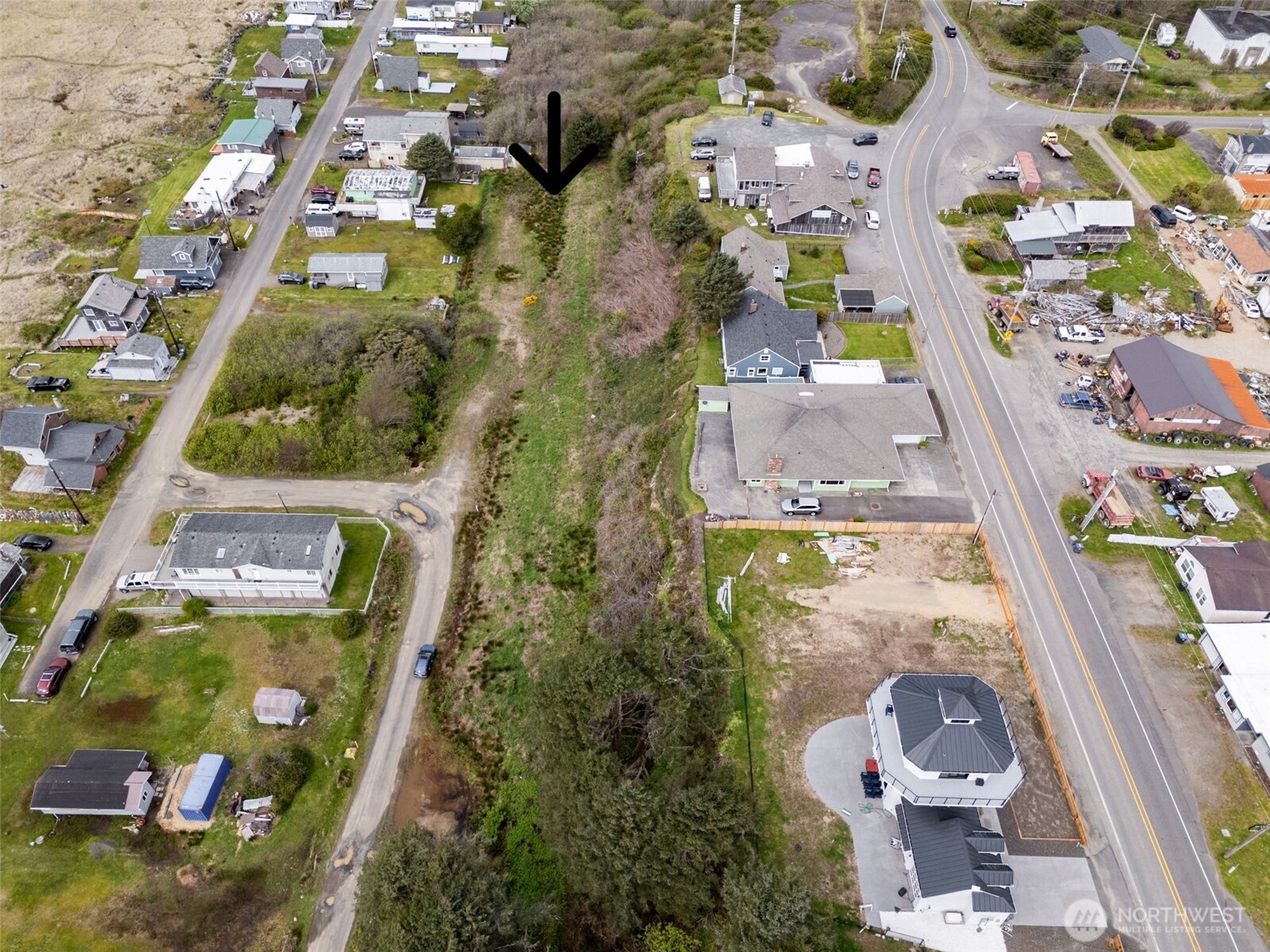 4788 Beach Lane Property Photo 7