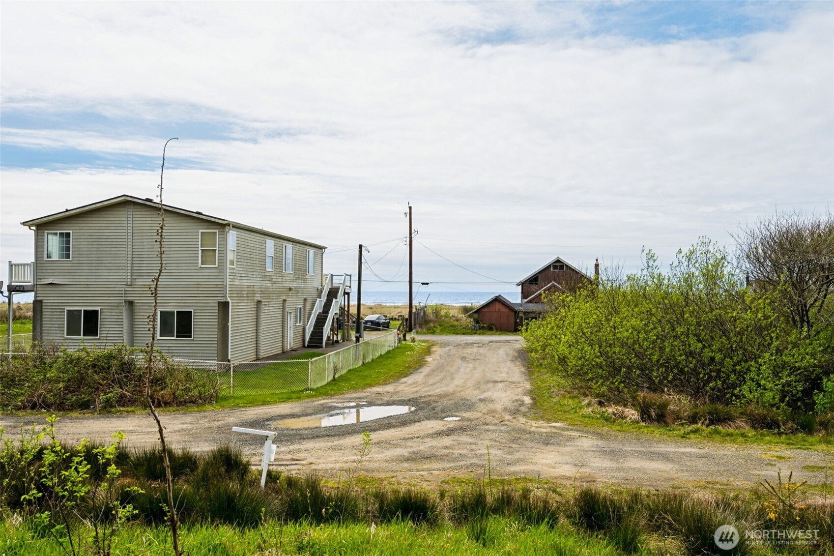 4780 Beach Lane Property Photo 4