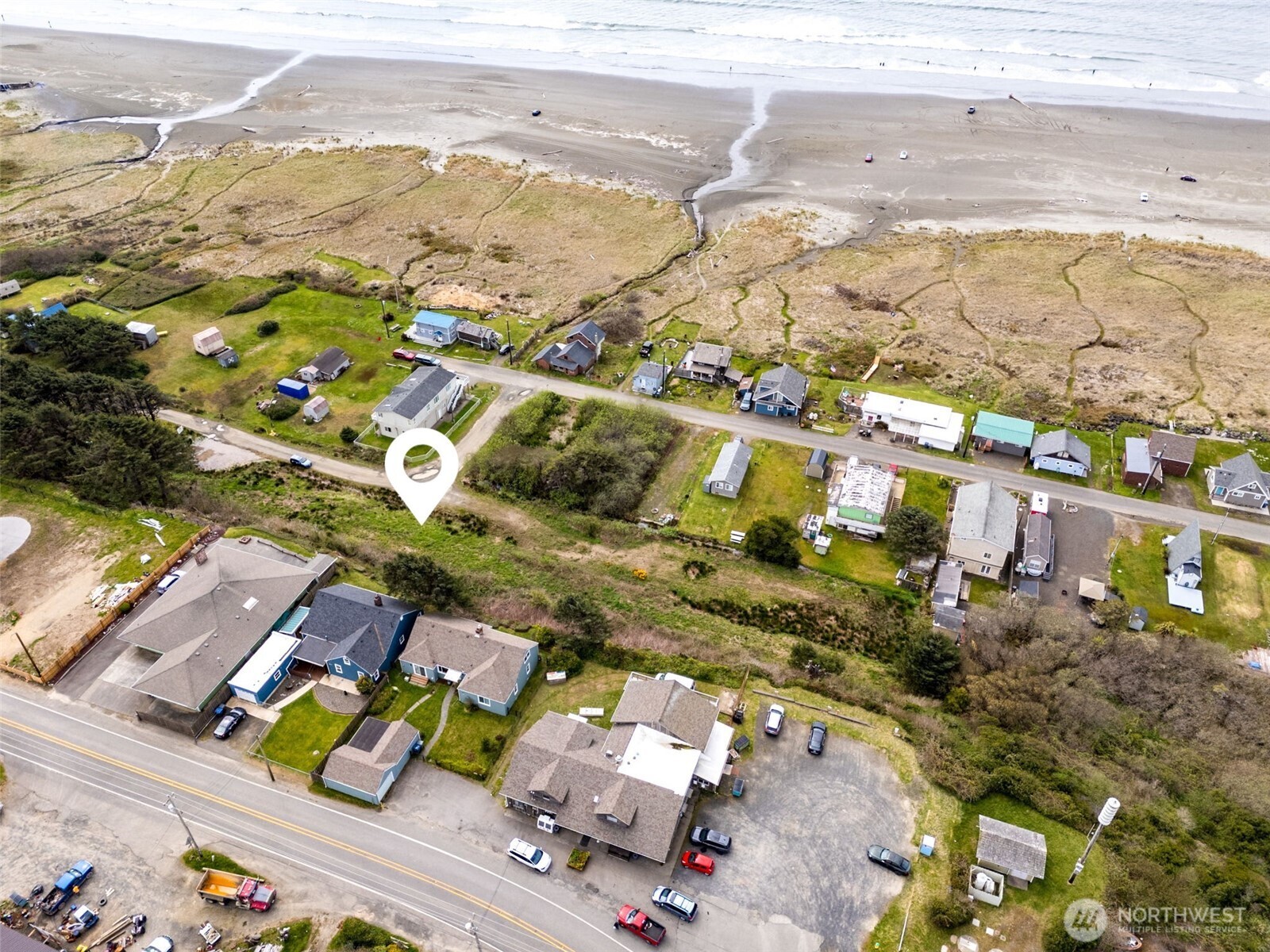 4780 Beach Lane Property Photo 8