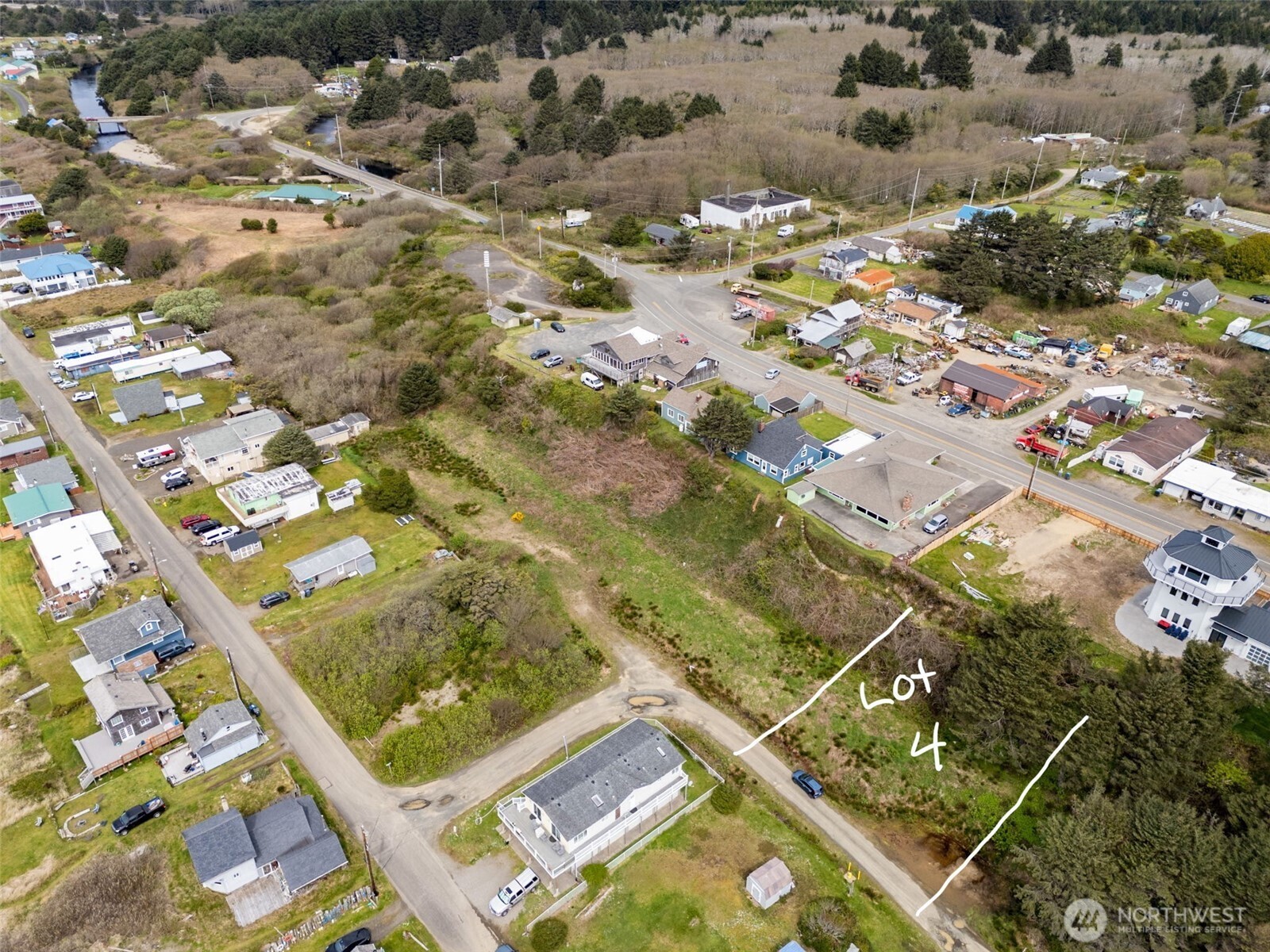 4776 Beach Lane Property Photo 2