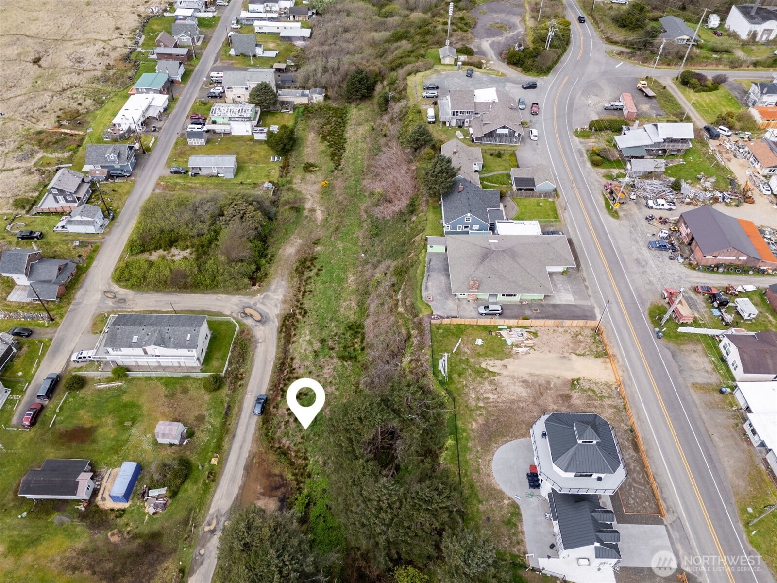 4776 Beach Lane Property Photo 5