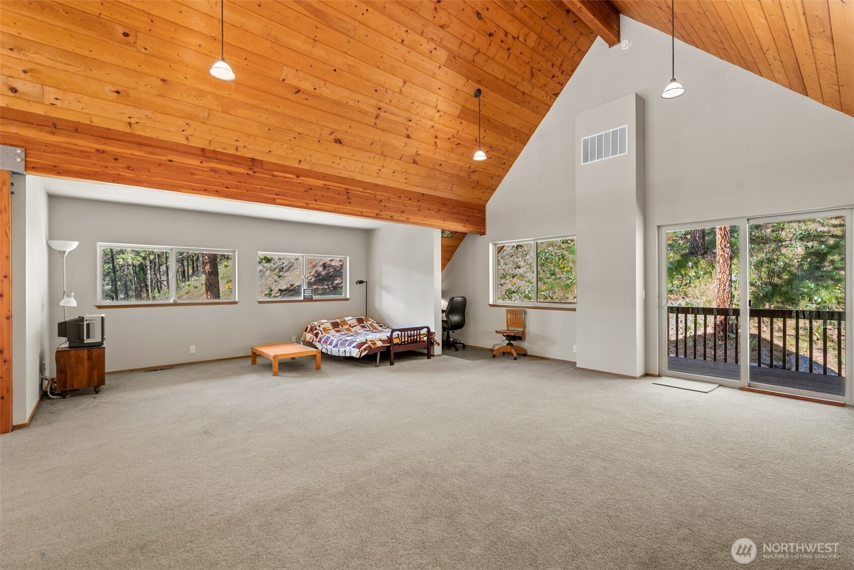 11090 Eagle Creek Road Property Photo 13