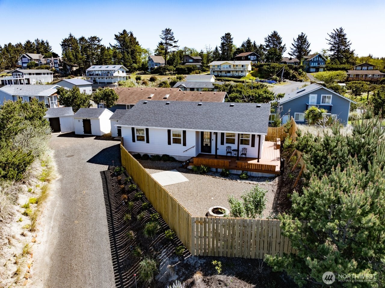 811 346th Place Property Photo 2