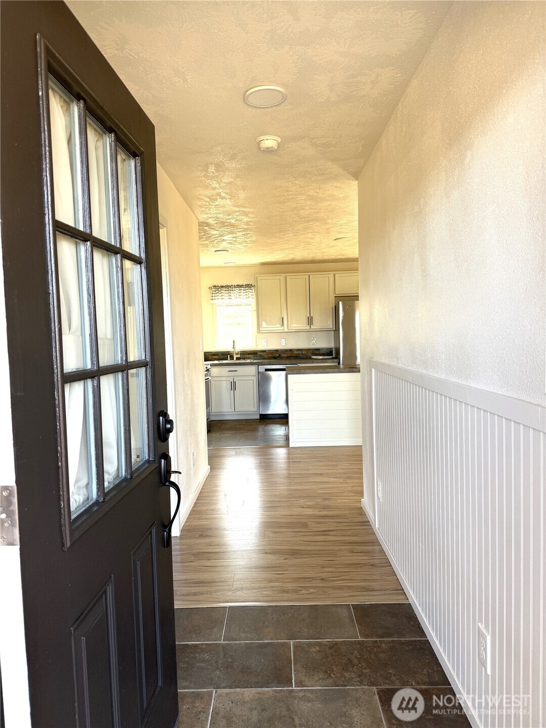 811 346th Place Property Photo 7