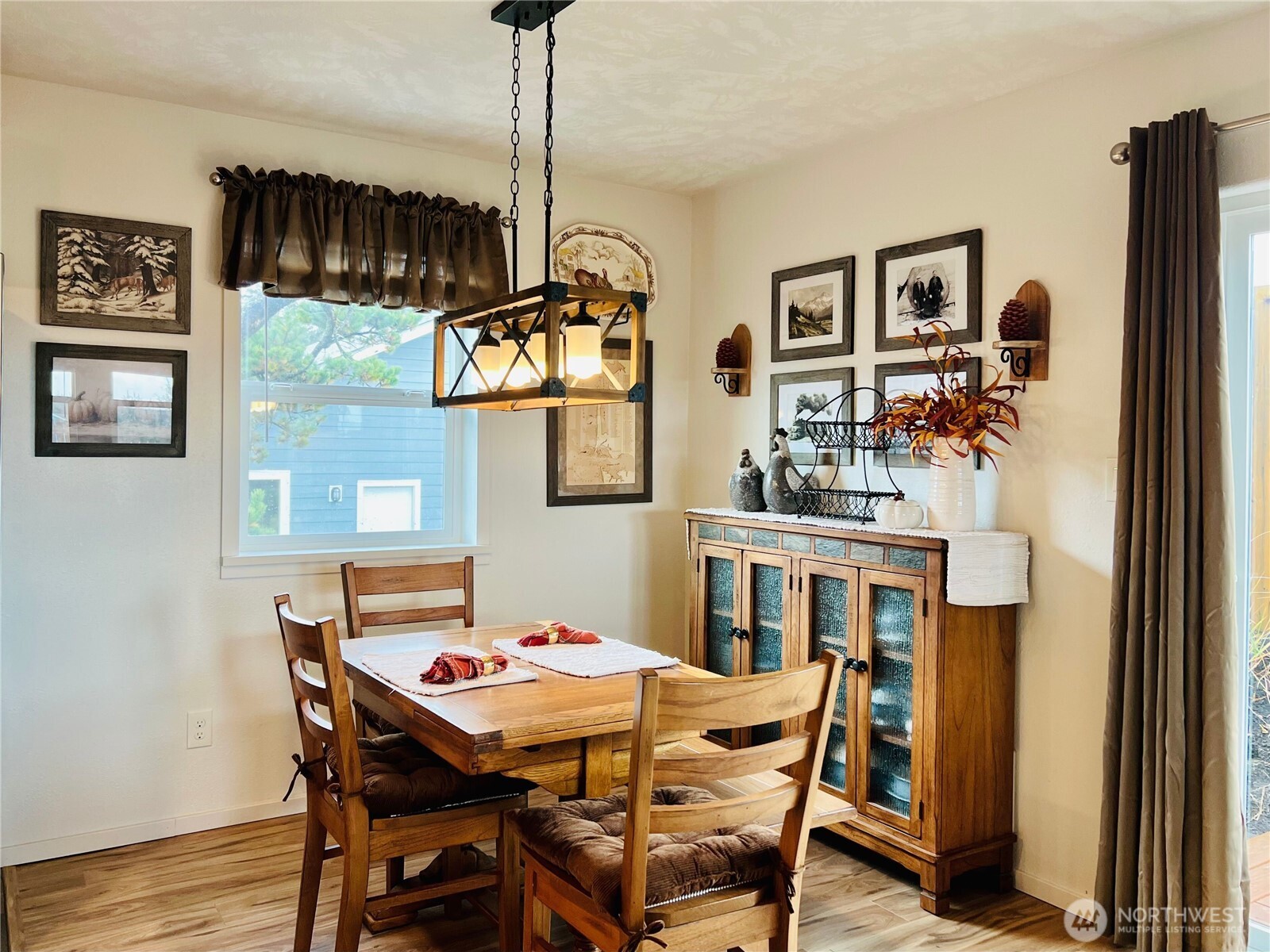 811 346th Place Property Photo 14