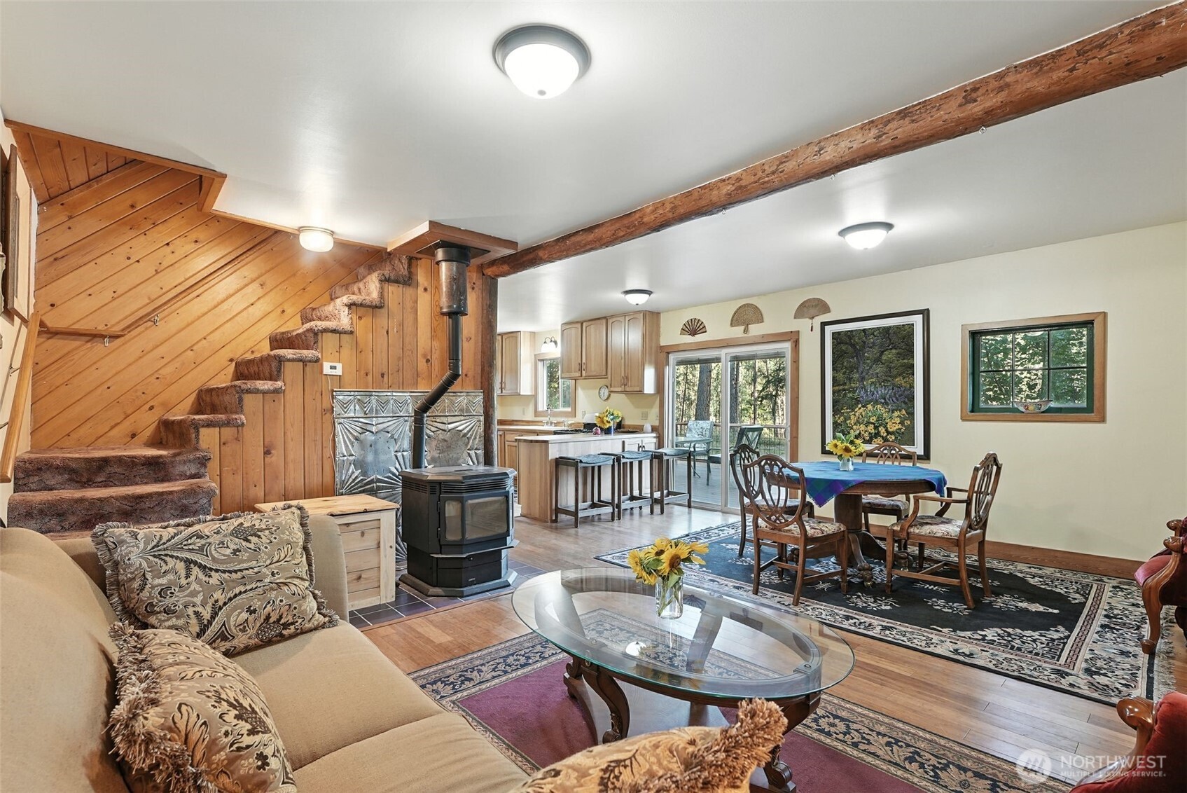 3725 Vineyard Way Property Photo 3