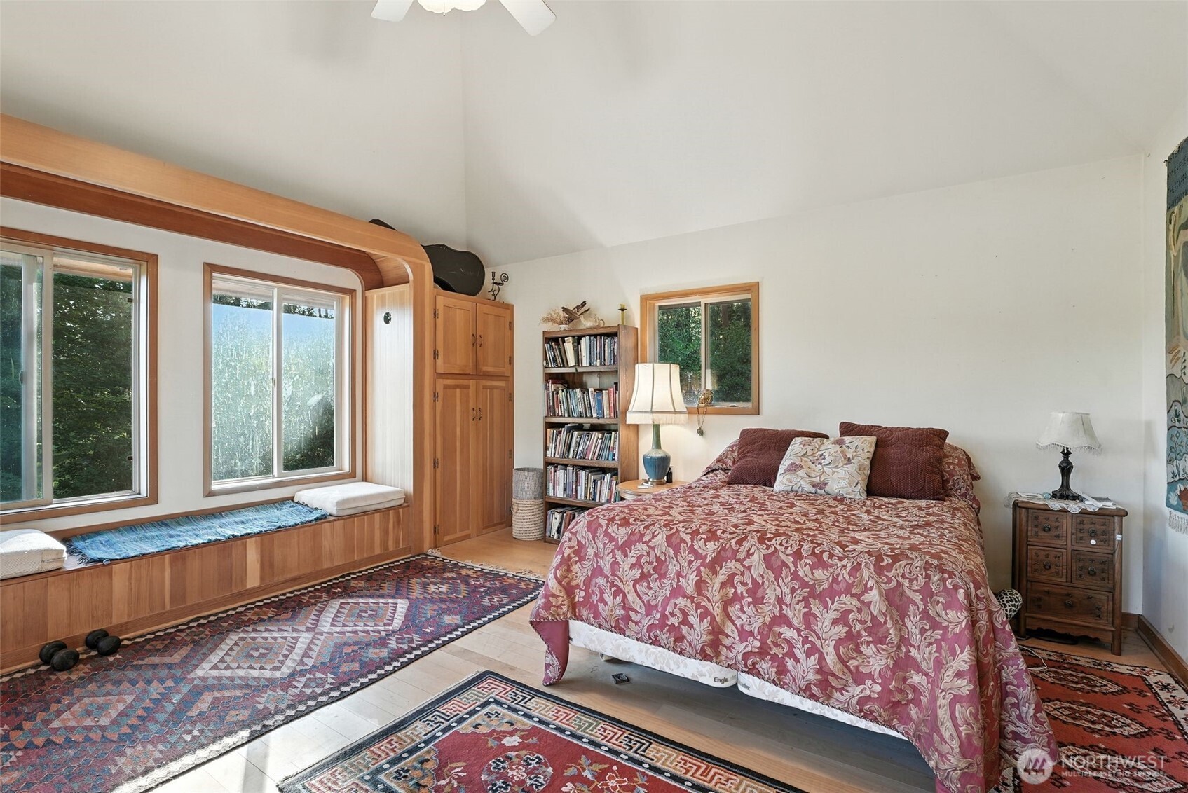 3725 Vineyard Way Property Photo 9