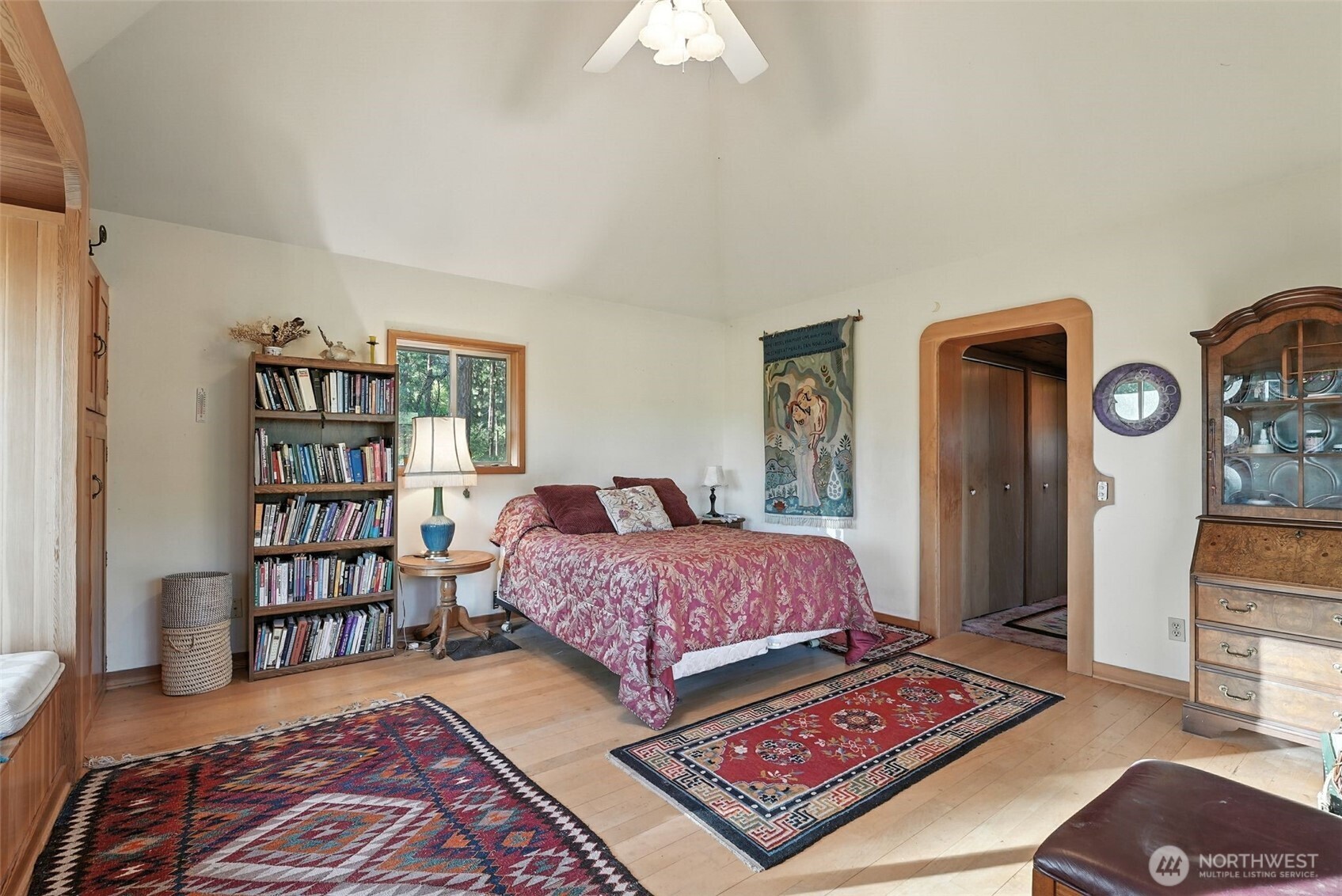 3725 Vineyard Way Property Photo 10